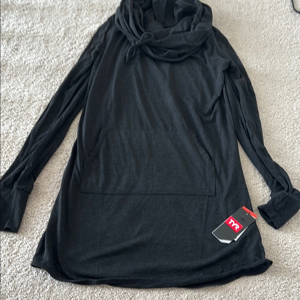 TYR Black hooded dress size small nwt
